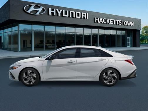 2025 Hyundai ELANTRA Sport