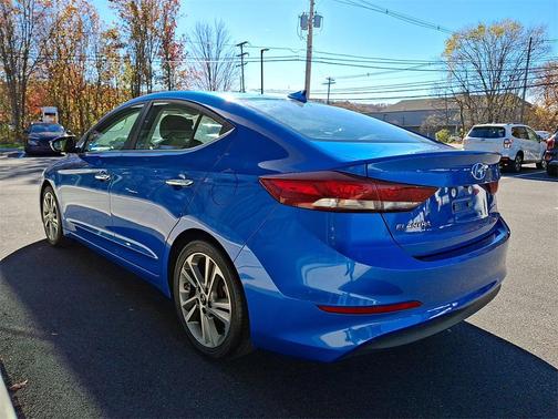 2017 Hyundai ELANTRA Limited