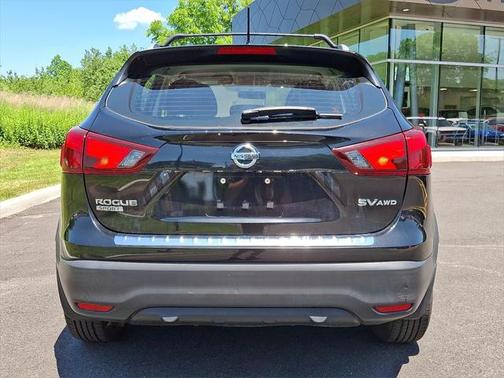 2018 Nissan Rogue Sport SV