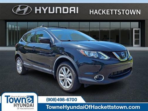 2018 Nissan Rogue Sport SV