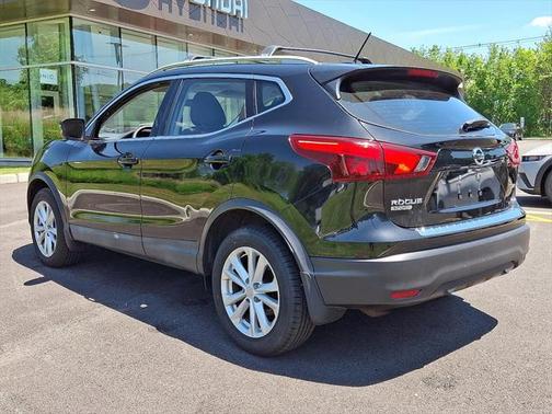 2018 Nissan Rogue Sport SV