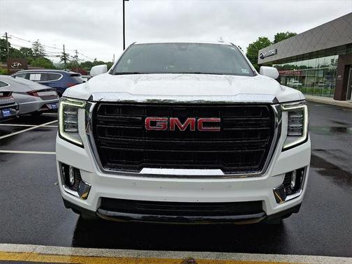 2022 GMC Yukon SLE