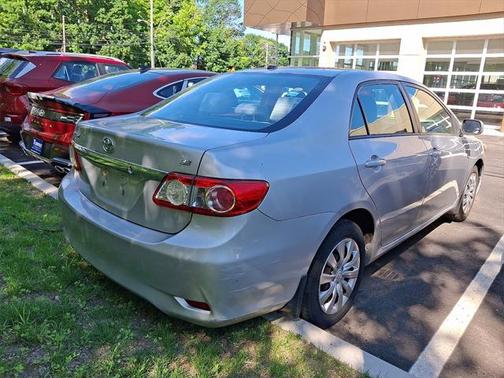 2012 Toyota Corolla LE