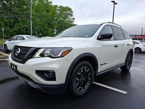 2019 Nissan Pathfinder SL