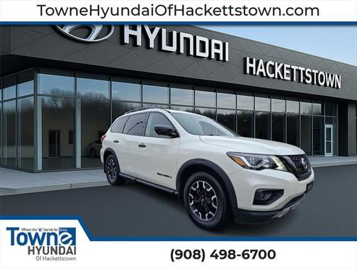 2019 Nissan Pathfinder SL