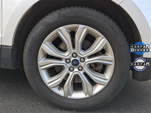 2019 Ford Edge Titanium