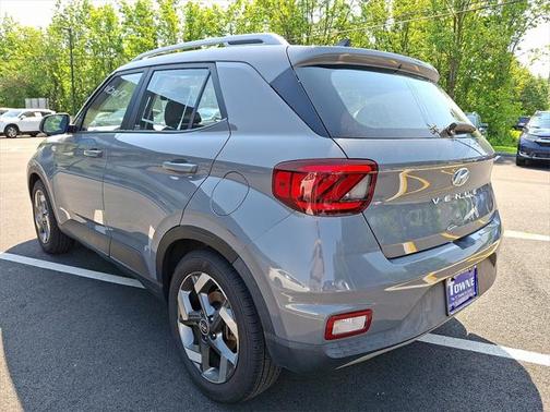 2022 Hyundai VENUE SEL
