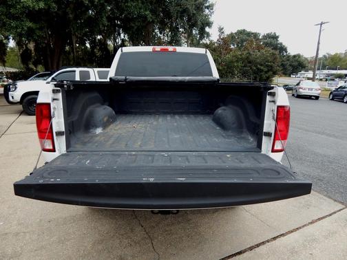 2018 RAM 2500 Tradesman Crew Cab SWB 4WD