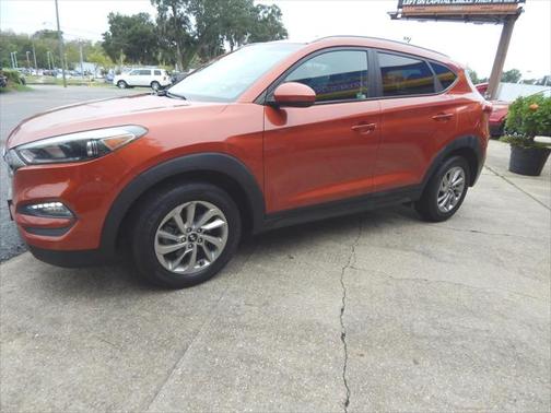 2016 Hyundai TUCSON SE