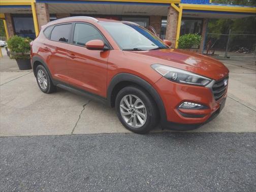 2016 Hyundai TUCSON SE