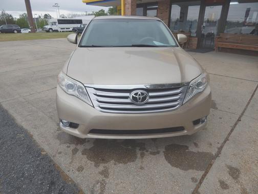 Tan 2011 Toyota Avalon Limited
