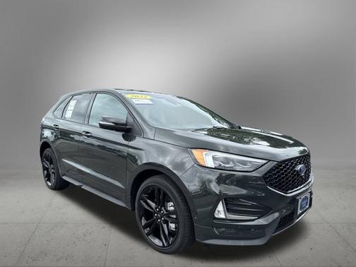 2022 Ford Edge ST