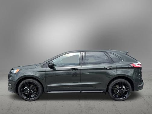 2022 Ford Edge ST