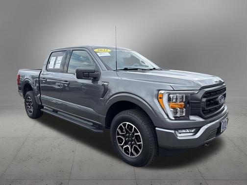 CARBONIZED GRAY METALLIC 2022 Ford F-150 XLT