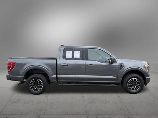 CARBONIZED GRAY METALLIC 2022 Ford F-150 XLT