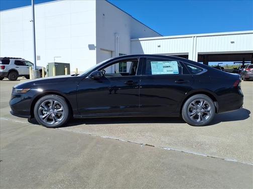 Crystal Black Pearl 2026 Honda Accord Hybrid EX-L