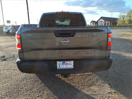 2022 Nissan Frontier S