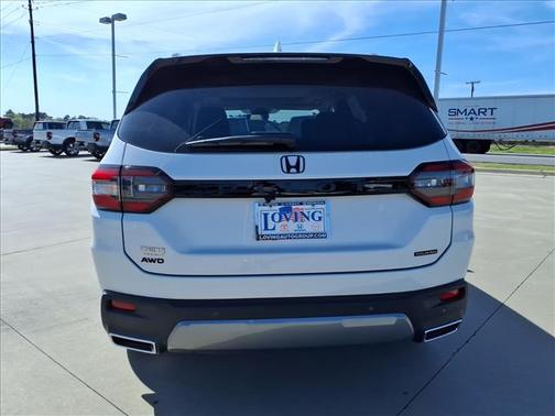 Platinum White Pearl 2026 Honda Pilot Touring