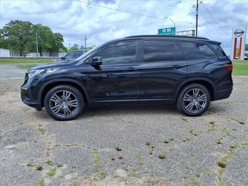Crystal Black Pearl 2022 Honda Pilot Sport