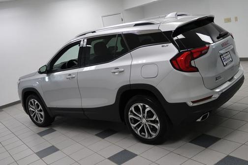 Quicksilver Metallic 2019 GMC Terrain SLT