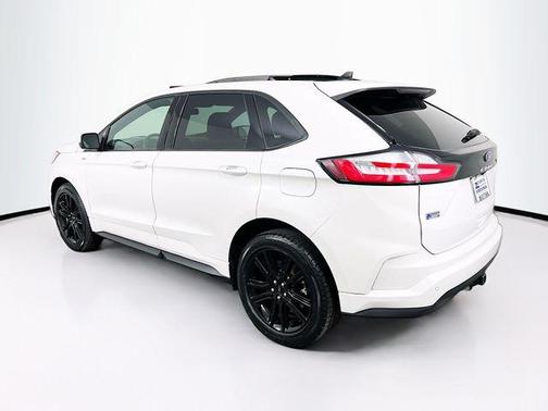 2022 Ford Edge ST Line