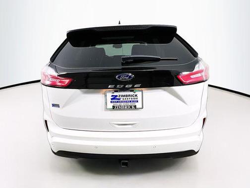 2022 Ford Edge ST Line