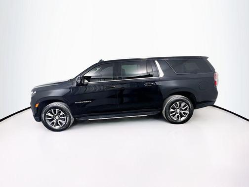 2024 Chevrolet Suburban LT
