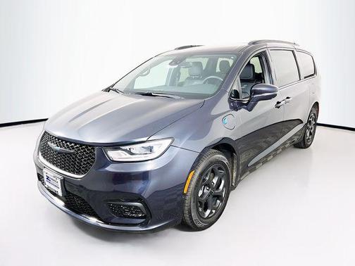 2021 Chrysler Pacifica Hybrid Touring L