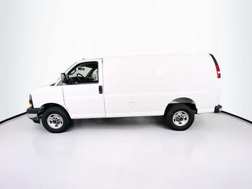 2025 GMC Savana 3500 RWD 3500 Regular Wheelbase Work Van