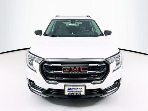 2022 GMC Terrain AWD AT4