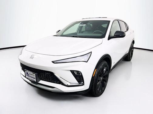 Summit White 2026 Buick Envista Sport Touring FWD