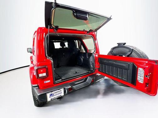 2023 Jeep Wrangler 4-Door Sahara