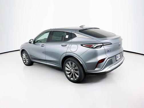 Moonstone Gray Metallic 2026 Buick Envista Avenir FWD