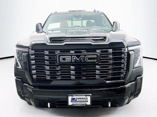 Onyx Black 2025 GMC Sierra 3500 Denali