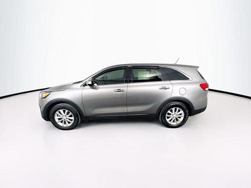 2017 Kia Sorento L