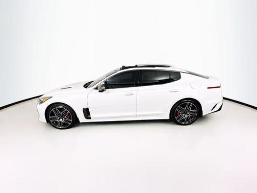 2023 Kia Stinger GT2