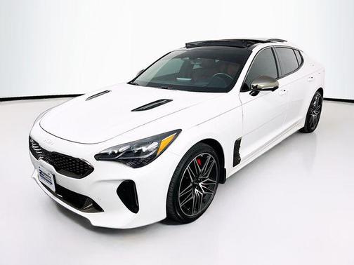 2023 Kia Stinger GT2