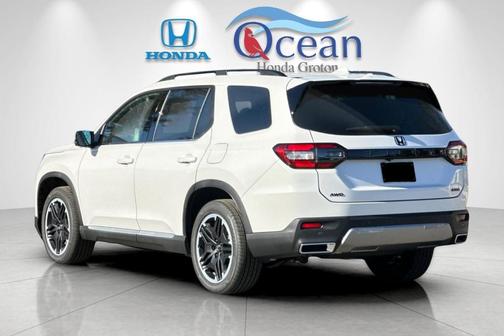 Platinum White 2026 Honda Pilot Touring