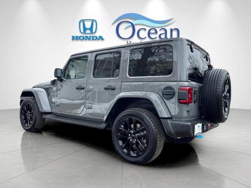2022 Jeep Wrangler Unlimited 4xe Sahara