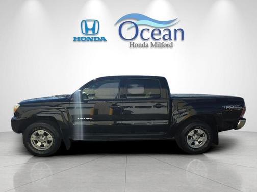 Black 2013 Toyota Tacoma Base