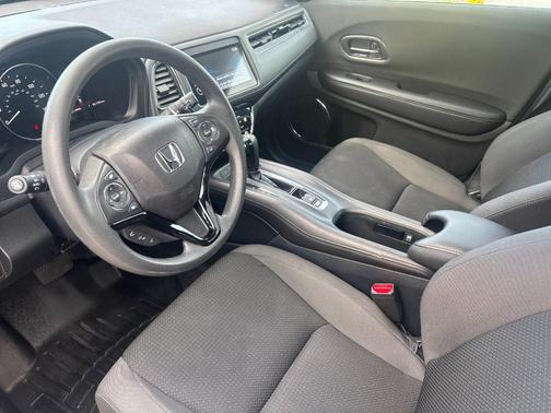 Lunar Silver Metallic 2022 Honda HR-V EX