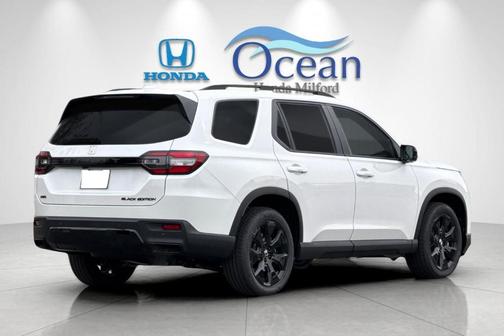 2026 Honda Pilot Black Edition