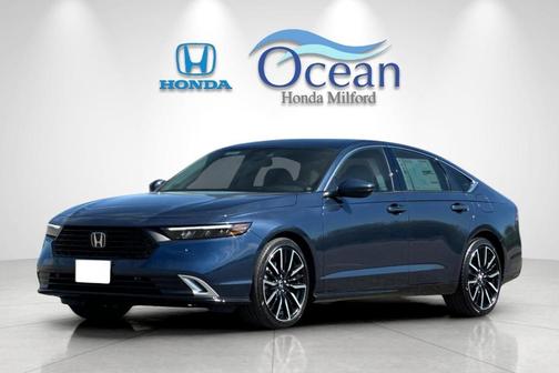 Canyon 2026 Honda Accord Hybrid Touring