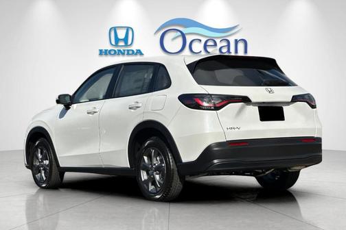 Platinum 2027 Honda HR-V LX