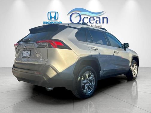 2022 Toyota RAV4 Hybrid LE