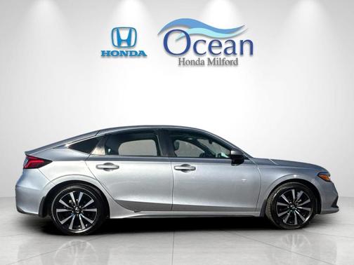 2023 Honda Civic EX-L