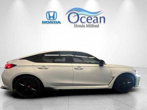 2023 Honda Civic Type R Base