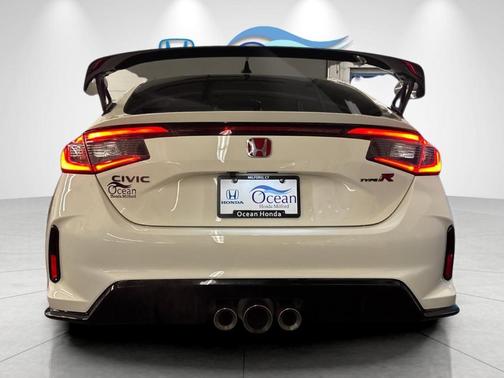 2023 Honda Civic Type R Base