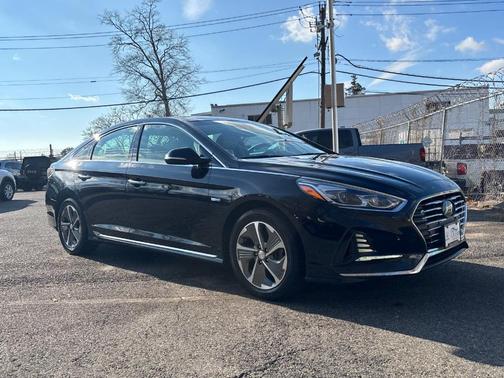 2019 Hyundai SONATA Hybrid Limited