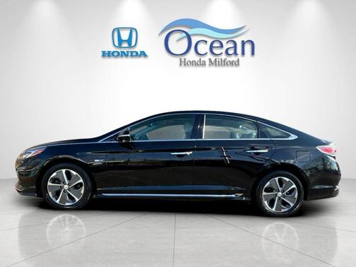 2019 Hyundai SONATA Hybrid Limited